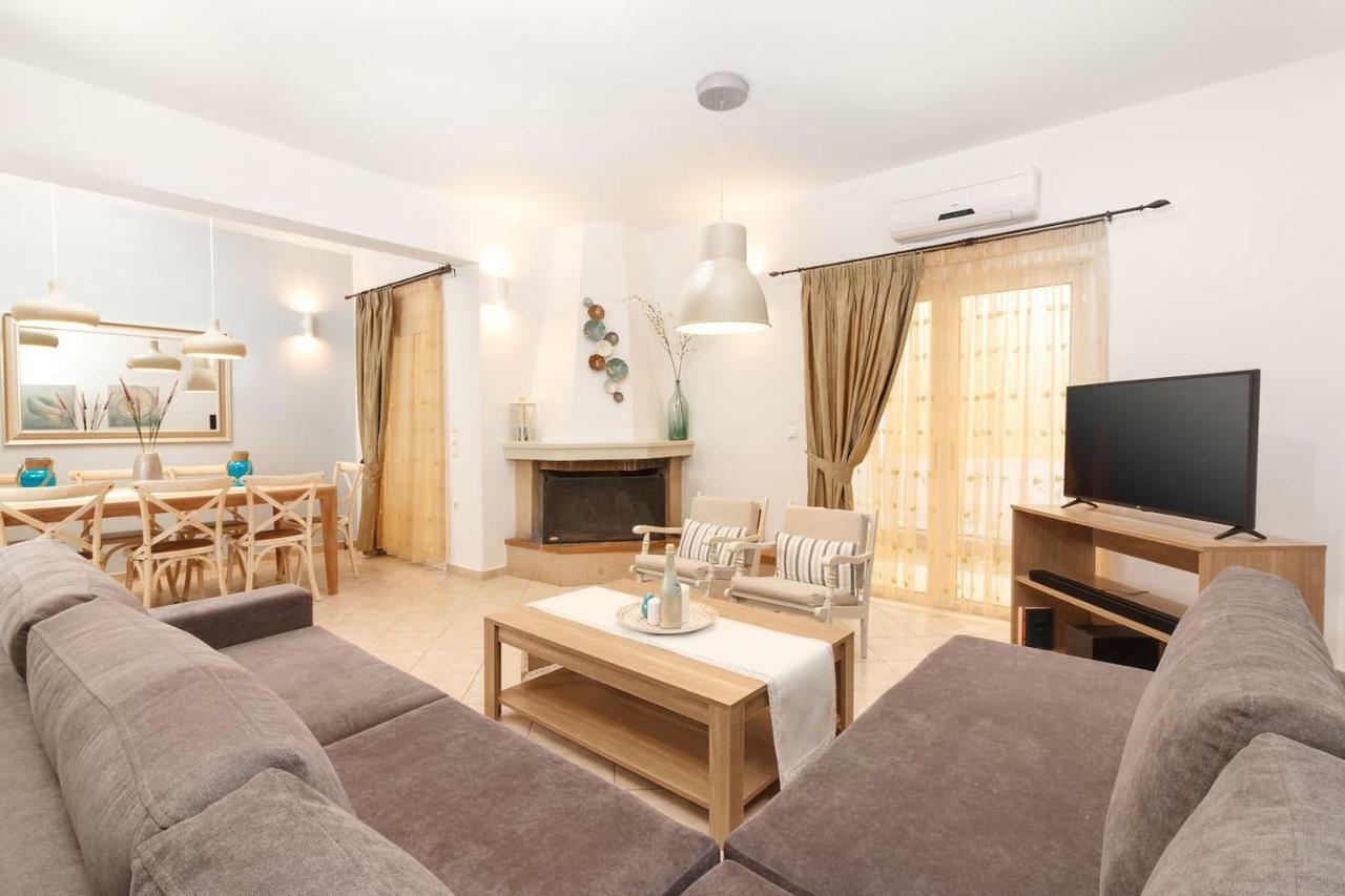 Agia Marina Charming And Comfy House 아파트 외부 사진