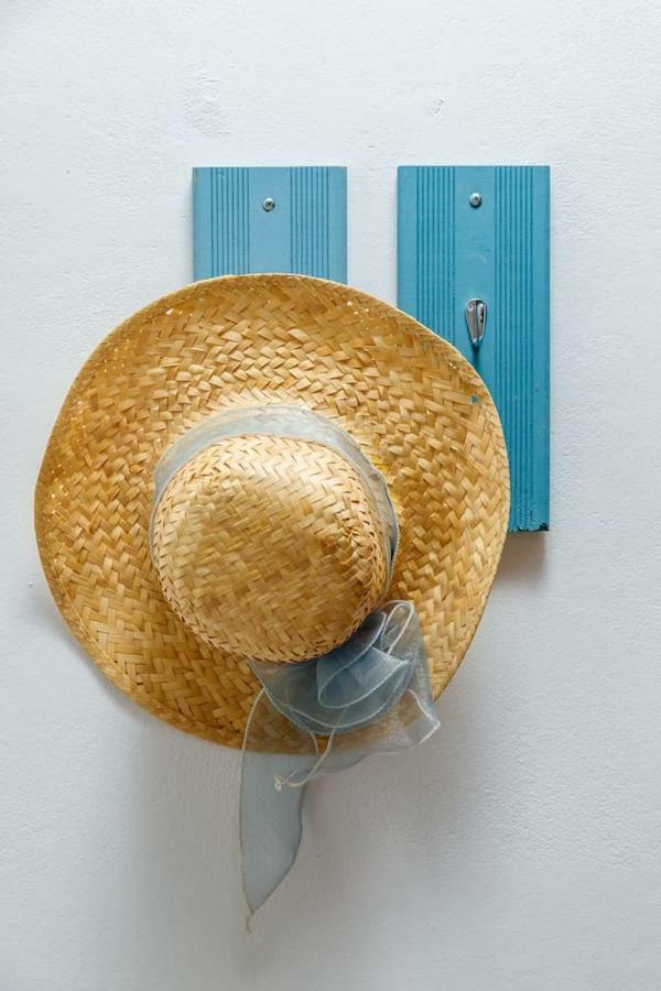 Agia Marina Charming And Comfy House 아파트 외부 사진