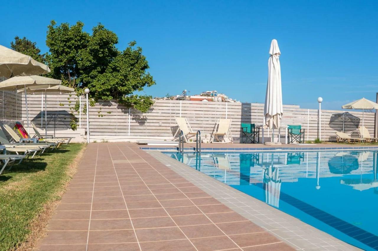 Agia Marina Charming And Comfy House 아파트 외부 사진
