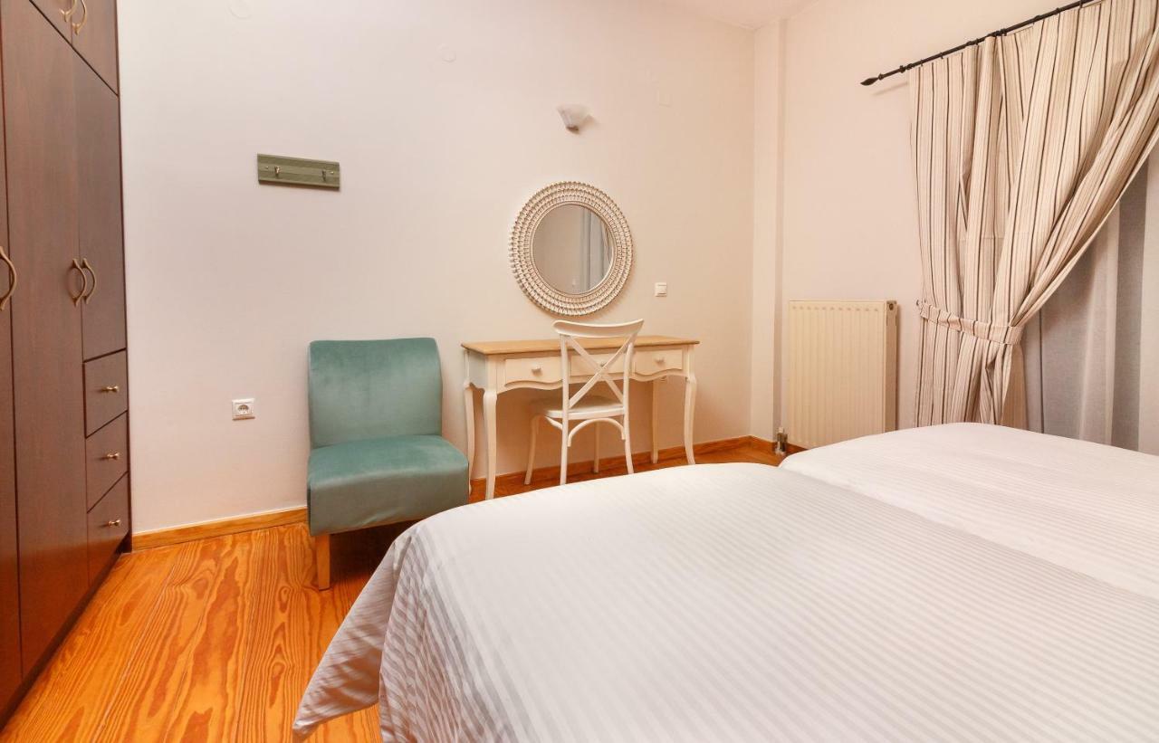 Agia Marina Charming And Comfy House 아파트 외부 사진