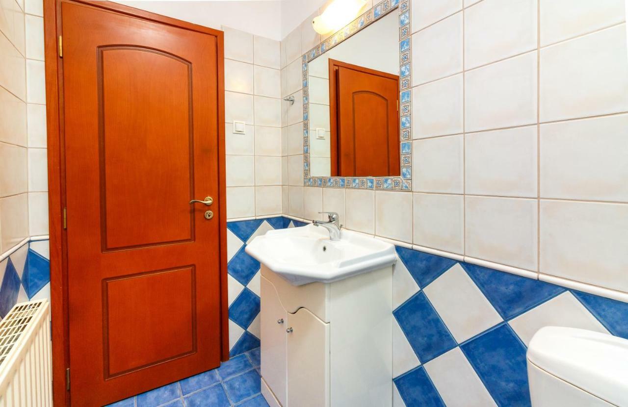 Agia Marina Charming And Comfy House 아파트 외부 사진