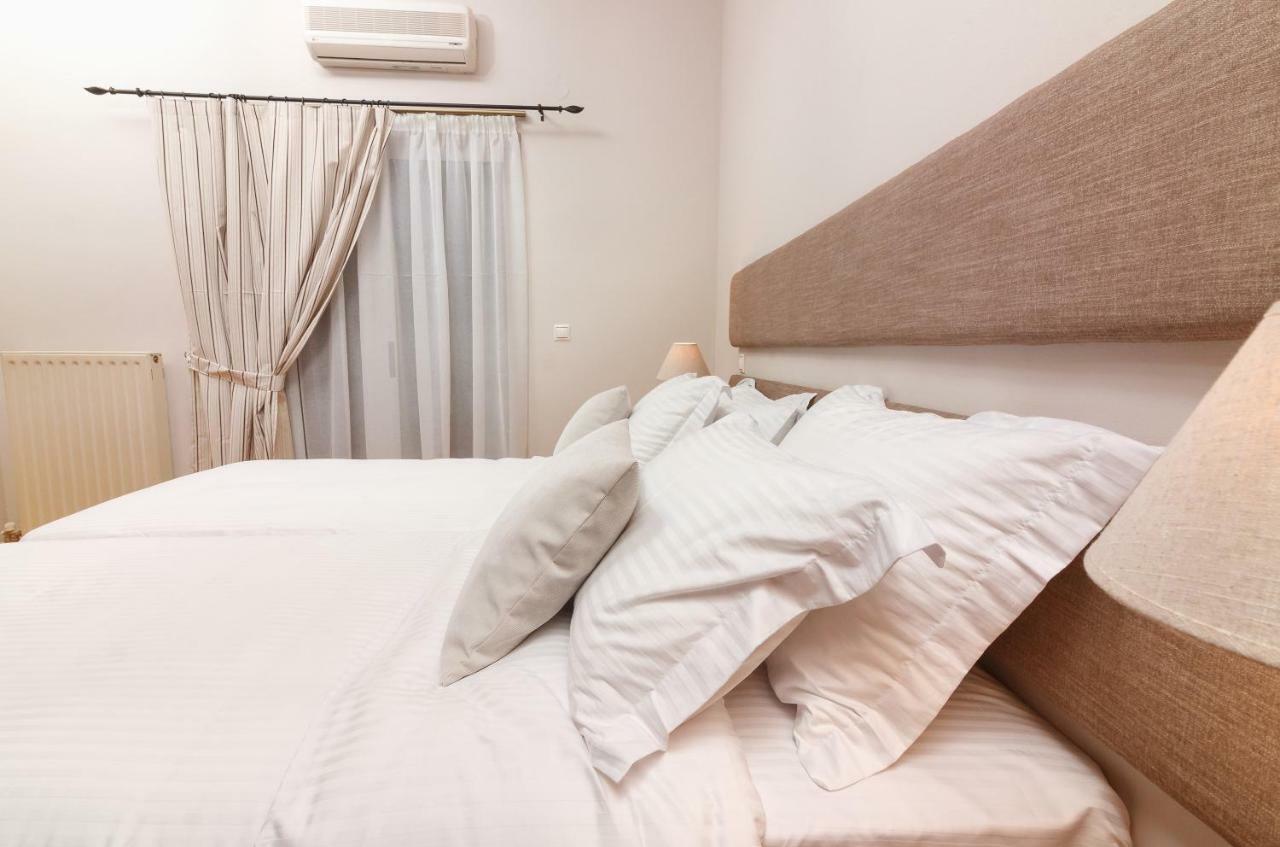 Agia Marina Charming And Comfy House 아파트 외부 사진